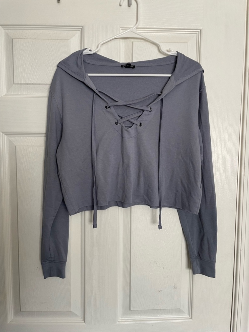 Express Womens XS Lace-Up Hooded Cropped Long Sleeve Top in Slate Blue